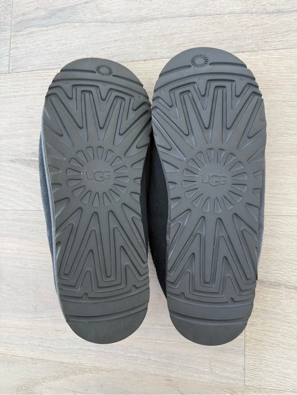 UGG men slippers